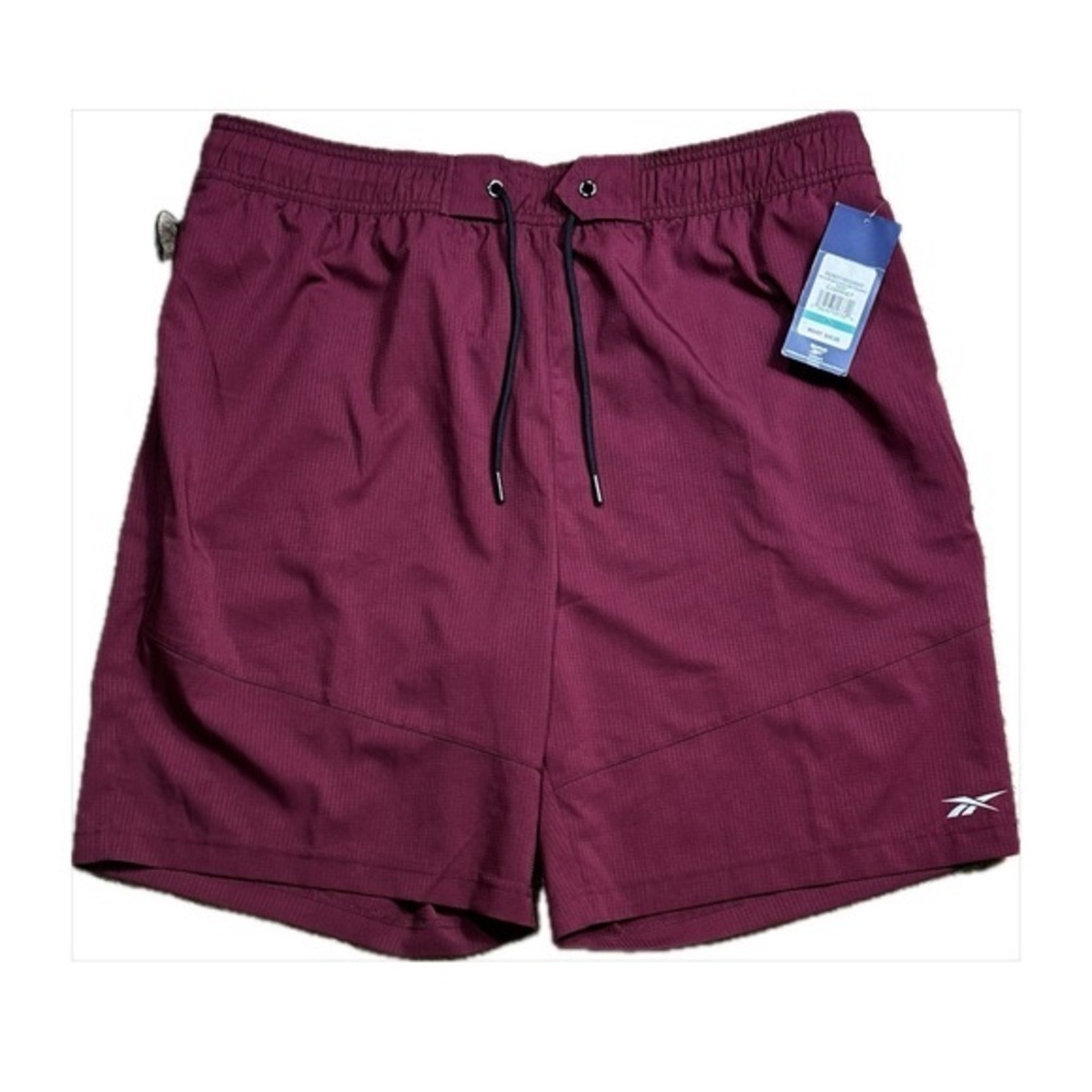Reebok Men’s Vector Training Athletic Shorts size XL slim 9” Inseam